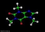 Representao tridimensional da molcula de cafena, um composto qumico classificado como alcaloide do grupo das xantinas e designado quimicamente como 1,3,7-trimetilxantina.  encontrado em certas plantas e usado para o consumo em bebidas, na forma de infuso, como estimulante.A cafena apresenta-se sob a forma de um p branco ou pequenas agulhas, que derretem a 238C e sublimam a 178C, em condies normais de temperatura e presso.  extremamente solvel em gua quente, no tem cheiro e apresenta sabor amargo. Doses teraputicas de cafena estimulam o corao aumentando a sua capacidade de trabalho, produzindo tambm dilatao dos vasos perifricos. Modelo tridimensional de uma molcula de cafena. Uma xcara mdia de caf contm, em mdia, cem miligramas de cafena. J numa xcara de ch ou um copo de alguns refrigerantes encontram-se quarenta miligramas da substncia. As principais plantas que contm o princpio ativo cafena so: * Ch Mate: folhas e talos da Ilex paraguariensis. * Caf: sementes da Coffea arabica. * Cacau: frutos da Theobroma cacao. * Guaran: frutos da Paullinia cupana. * Cola: Cola acuminata. Nomenclatura IUPAC: 3,7-diidro-1,3,7-trimetil-1H-purina-2,6-diona. Frmula molecular: C8H10N4O2. <br/><br/> Palavras-chave: Molculas. Cafena. Substncias qumicas. Medicamentos. Drogas.