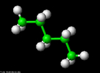 Representação tridimensional da molécula de pentano, que é um hidrocarboneto com fórmula química é C5H12. Existem 3 isômeros do pentano: o n-pentano (IUPAC: pentano), o iso-pentano (IUPAC: metil butano) e o neo-pentano (IUPAC: dimetil propano). Por ser volátil, o pentano é utilizado em laboratório como um solvente de substâncias apolares como ele. Ainda em laboratório, é empregado em cromatografia. <br/><br/> Palavras-chave: Pentano. Hidrocarbonetos. Funções químicas. Química orgânica.