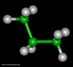 Representao tridimensional da molcula de Propan, um alcano de trs carbonos, propano  derivado de outros produtos do petrleo, durante processamento de leo ou gs natural.  comercializado como combustvel chamado de gs liquefeito de petrleo (GLP), que  uma mistura de propano com pequenas quantidades de propileno, butano e butileno, mais etanotiol como odorizante para impedir que o normalmente inodoro propano seja inalado. Ele  usado como combustvel para foges e em motores de automveis. Outro uso do propano  como propulsor para sprays aerossis, especialmente aps o banimento dos CFCs. <br/><br/> Palavras-chave: Propano. Hidrocarbonetos. Funes qumicas. Qumica orgnica. Solventes.